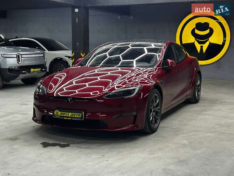 Tesla Model S 2024