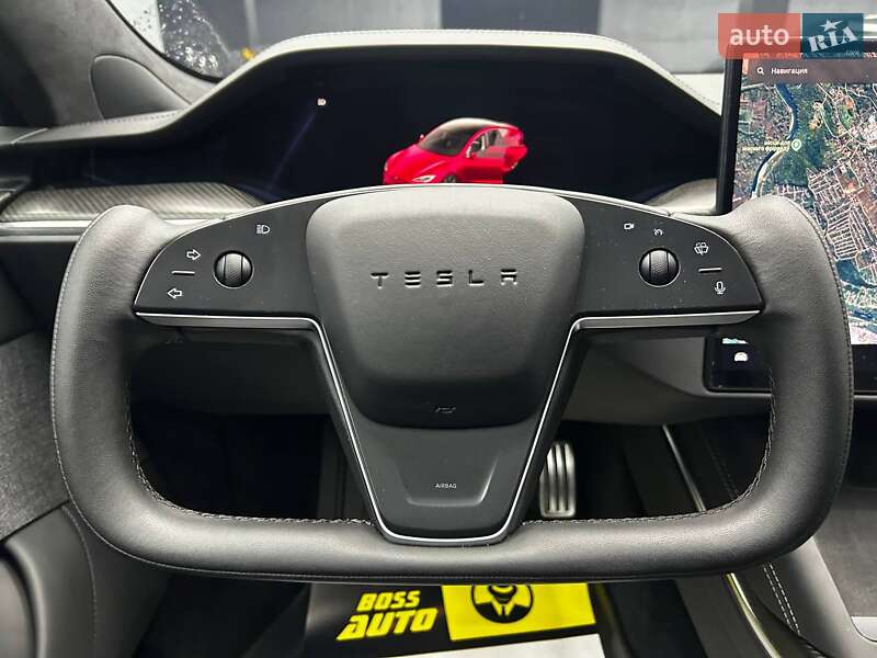 Лифтбек Tesla Model S 2024 в Черновцах