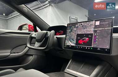Лифтбек Tesla Model S 2024 в Черновцах