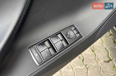 Лифтбек Tesla Model S 2013 в 