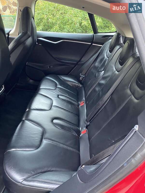 Лифтбек Tesla Model S 2013 в Одессе