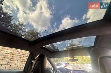 Лифтбек Tesla Model S 2013 в 