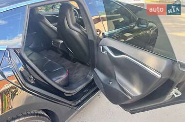 Лифтбек Tesla Model S 2013 в 
