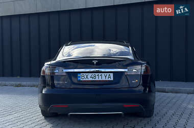 Ліфтбек Tesla Model S 2013 в 