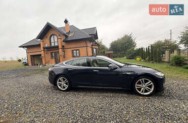 Ліфтбек Tesla Model S 2014 в 