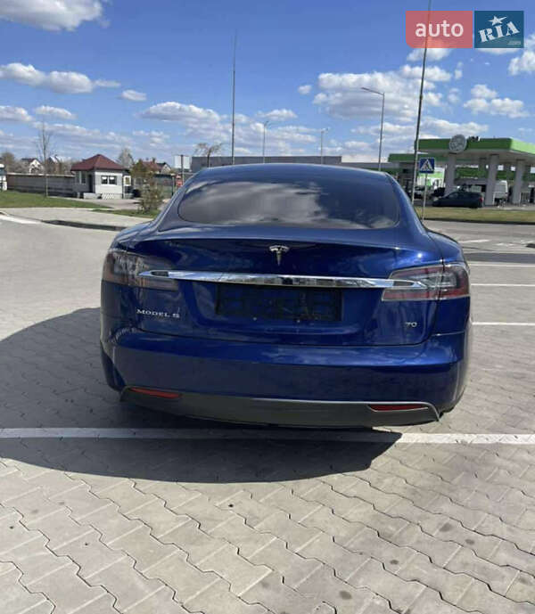 Ліфтбек Tesla Model S 2015 в Луцьку