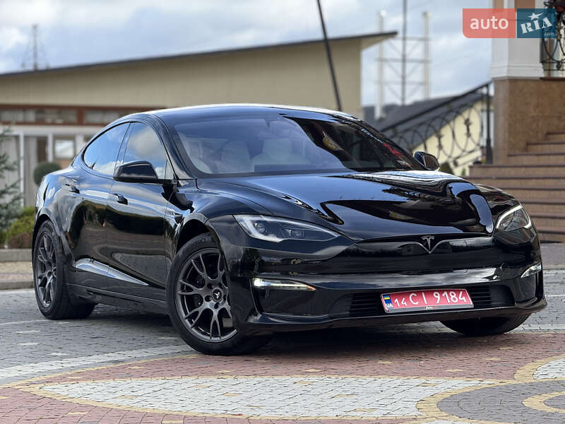 Ліфтбек Tesla Model S 2024 в Дрогобичі
