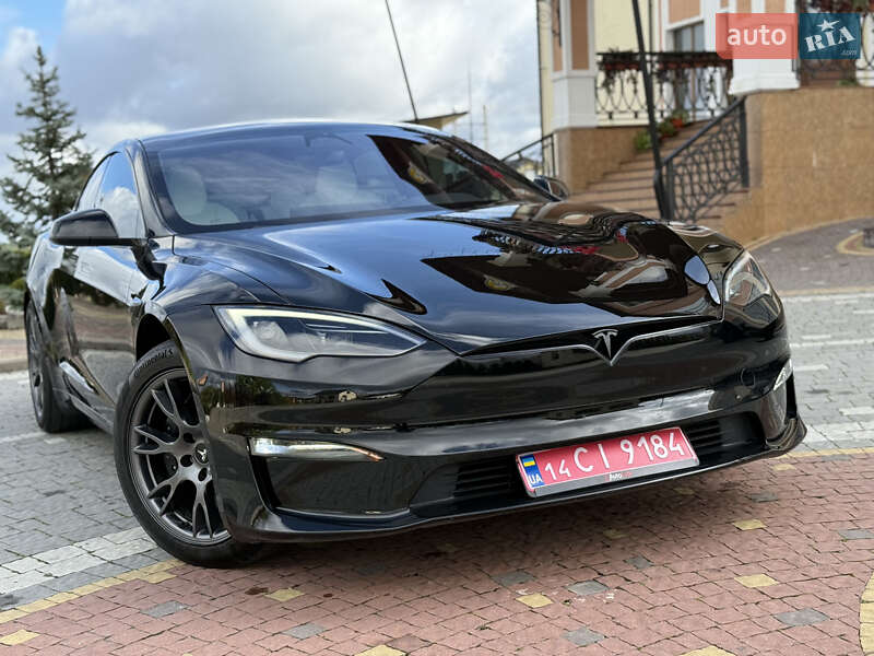 Ліфтбек Tesla Model S 2024 в Дрогобичі