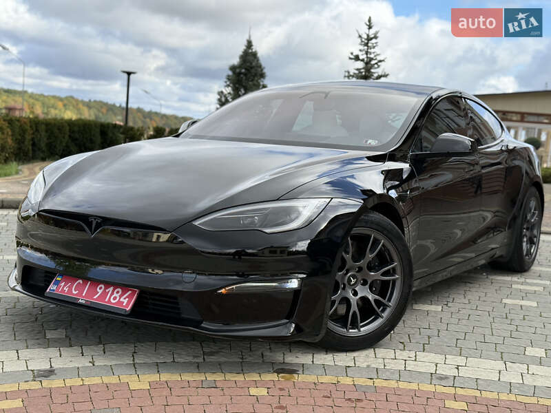 Ліфтбек Tesla Model S 2024 в Дрогобичі