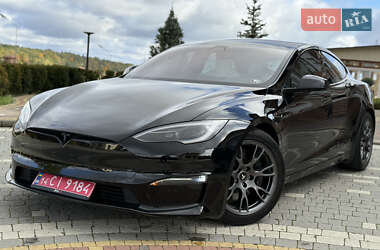 Лифтбек Tesla Model S 2024 в 