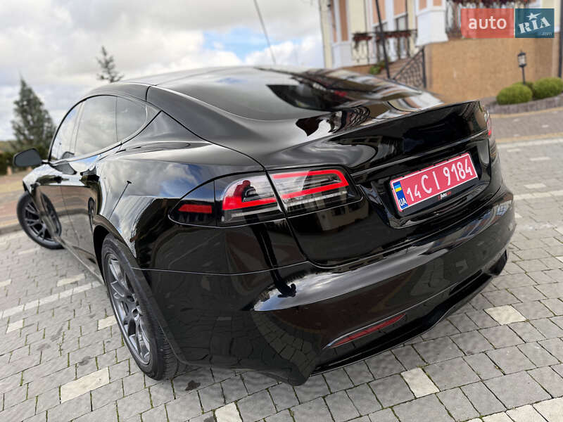 Ліфтбек Tesla Model S 2024 в Дрогобичі