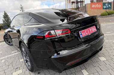 Лифтбек Tesla Model S 2024 в 