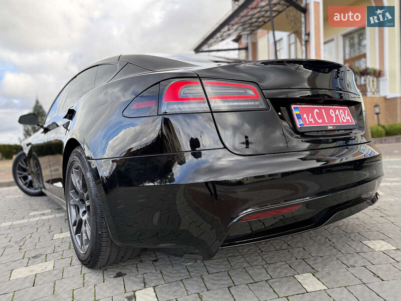 Ліфтбек Tesla Model S 2024 в Дрогобичі