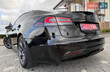 Лифтбек Tesla Model S 2024 в 