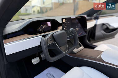 Лифтбек Tesla Model S 2024 в 