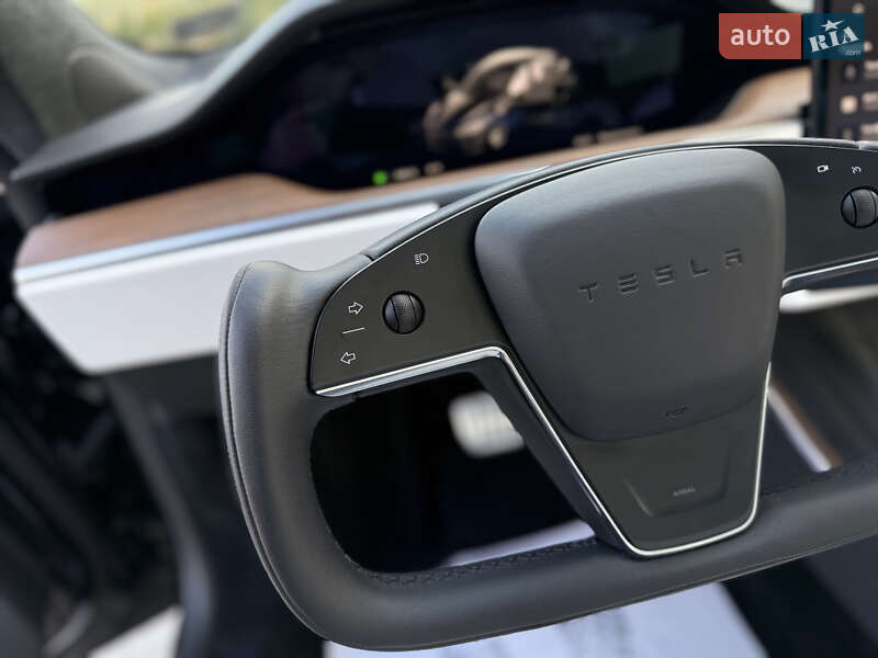 Ліфтбек Tesla Model S 2024 в Дрогобичі