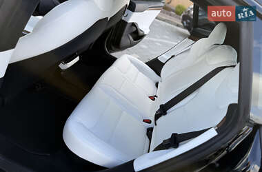 Лифтбек Tesla Model S 2024 в 