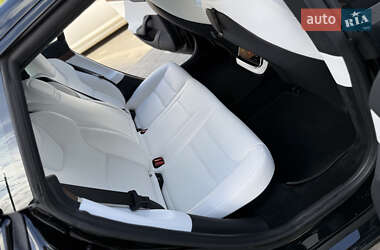 Лифтбек Tesla Model S 2024 в 
