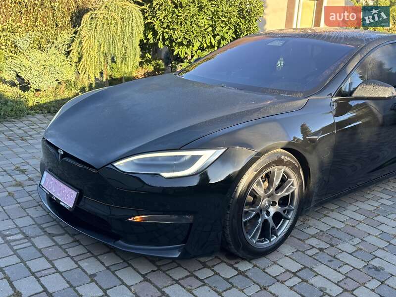 Лифтбек Tesla Model S 2021 в 