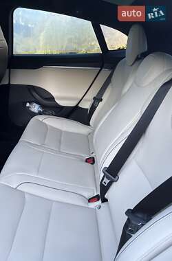 Лифтбек Tesla Model S 2021 в 
