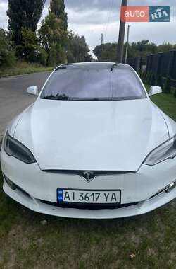 Лифтбек Tesla Model S 2016 в Броварах