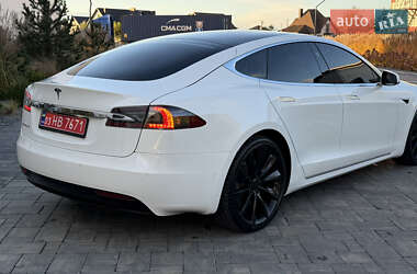 Лифтбек Tesla Model S 2017 в 