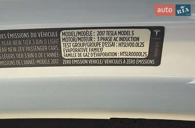 Лифтбек Tesla Model S 2017 в 