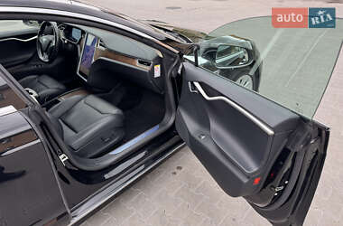 Лифтбек Tesla Model S 2017 в 