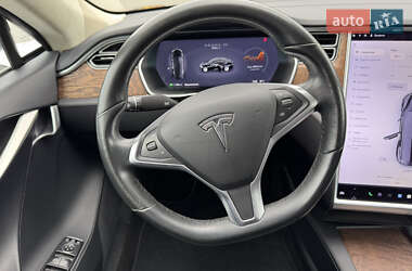 Лифтбек Tesla Model S 2017 в 