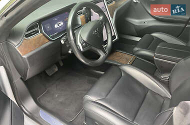 Лифтбек Tesla Model S 2018 в 