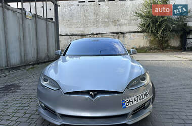 Лифтбек Tesla Model S 2013 в 