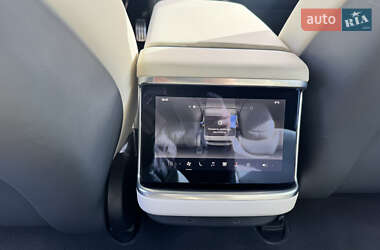 Лифтбек Tesla Model S 2022 в 