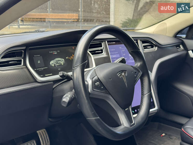 Лифтбек Tesla Model S 2013 в Киеве