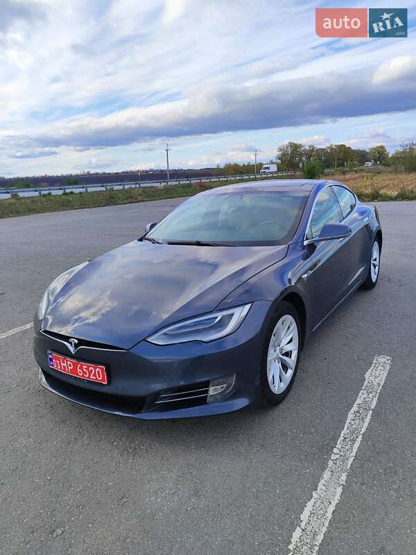 Tesla Model S 2018 Tesla Model S 2018