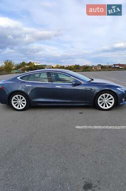 Лифтбек Tesla Model S 2018 в Кобеляках фото 27 Лифтбек Tesla Model S 2018 в Кобеляках