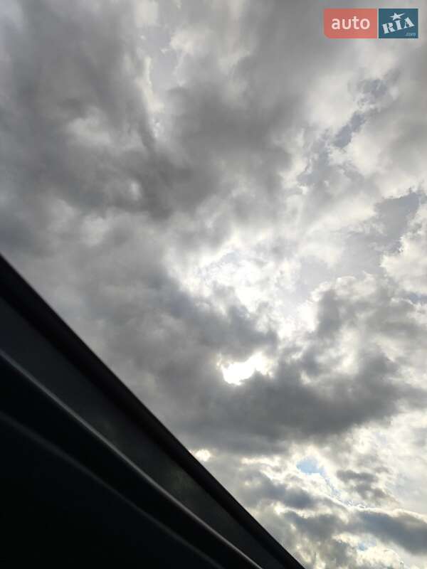 Лифтбек Tesla Model S 2018 в Кобеляках