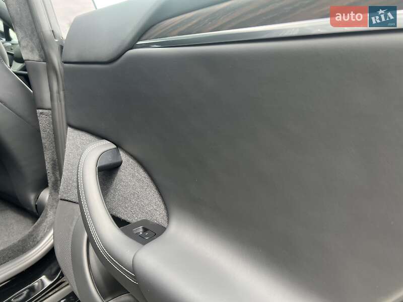 Ліфтбек Tesla Model S 2023 в Києві