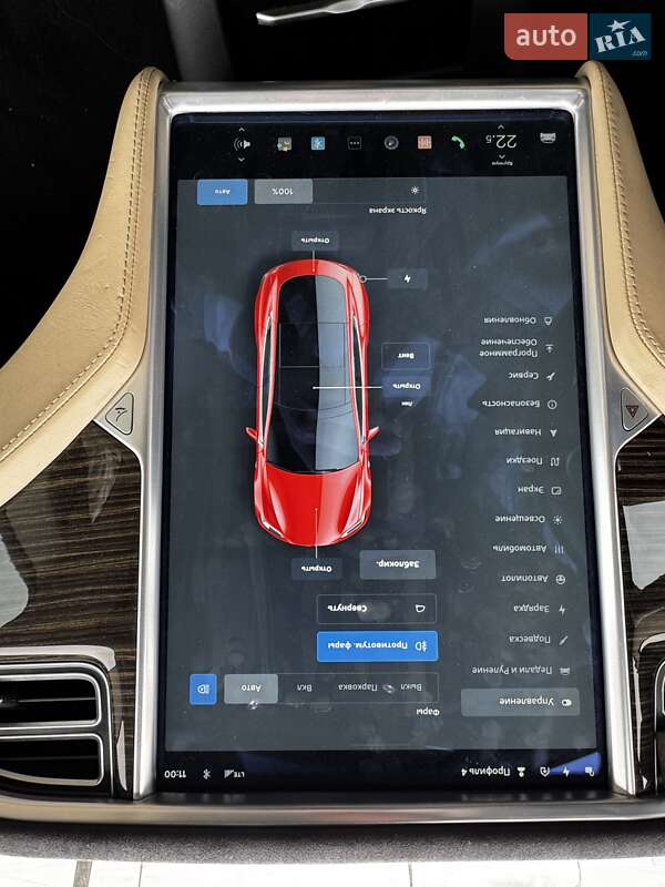 Лифтбек Tesla Model S 2015 в Киеве