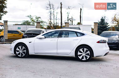 Лифтбек Tesla Model S 2020 в 