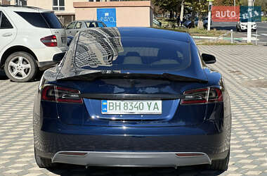 Ліфтбек Tesla Model S 2013 в 