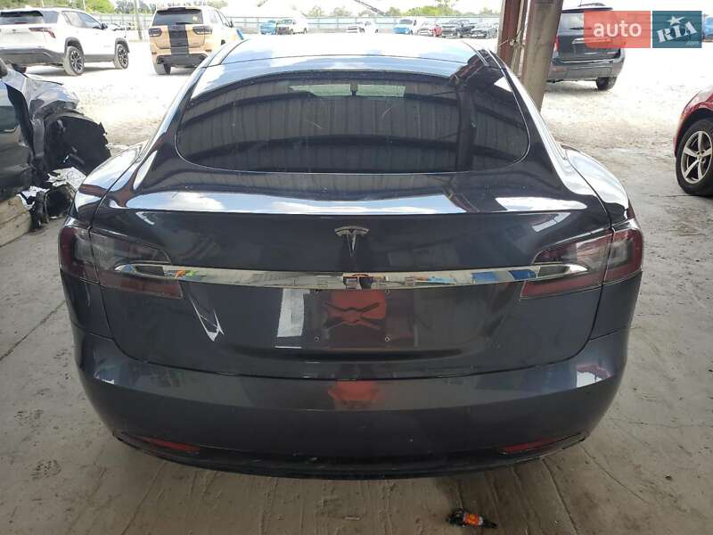 Ліфтбек Tesla Model S 2017 в Чернігові фото 6 Ліфтбек Tesla Model S 2017 в Чернігові