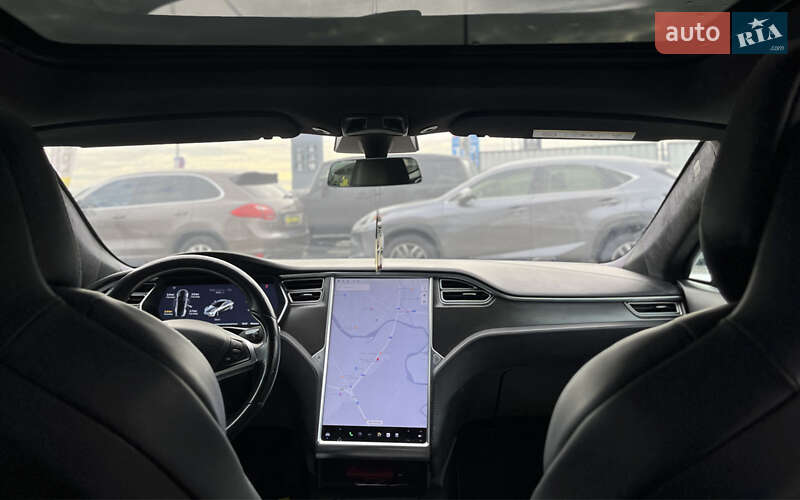 Ліфтбек Tesla Model S 2018 в Мукачевому