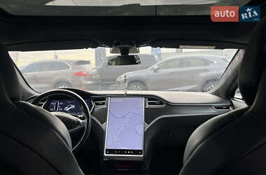 Лифтбек Tesla Model S 2018 в 