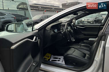 Лифтбек Tesla Model S 2018 в 