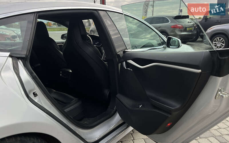 Ліфтбек Tesla Model S 2018 в Мукачевому