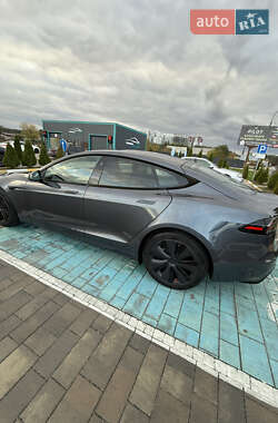 Лифтбек Tesla Model S 2022 в Киеве