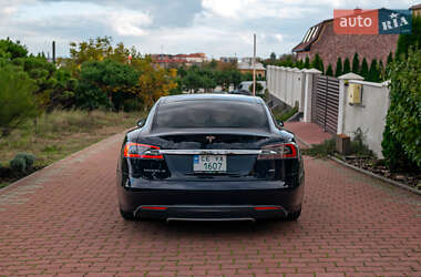 Лифтбек Tesla Model S 2013 в 