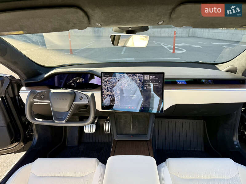 Лифтбек Tesla Model S 2022 в Киеве