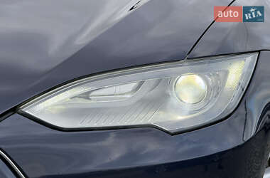 Лифтбек Tesla Model S 2013 в 