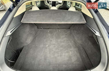 Лифтбек Tesla Model S 2013 в 